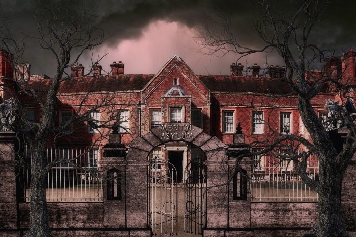 An image of a mental asylum evoking the atmosphere in the poem The Forgotten Asylum